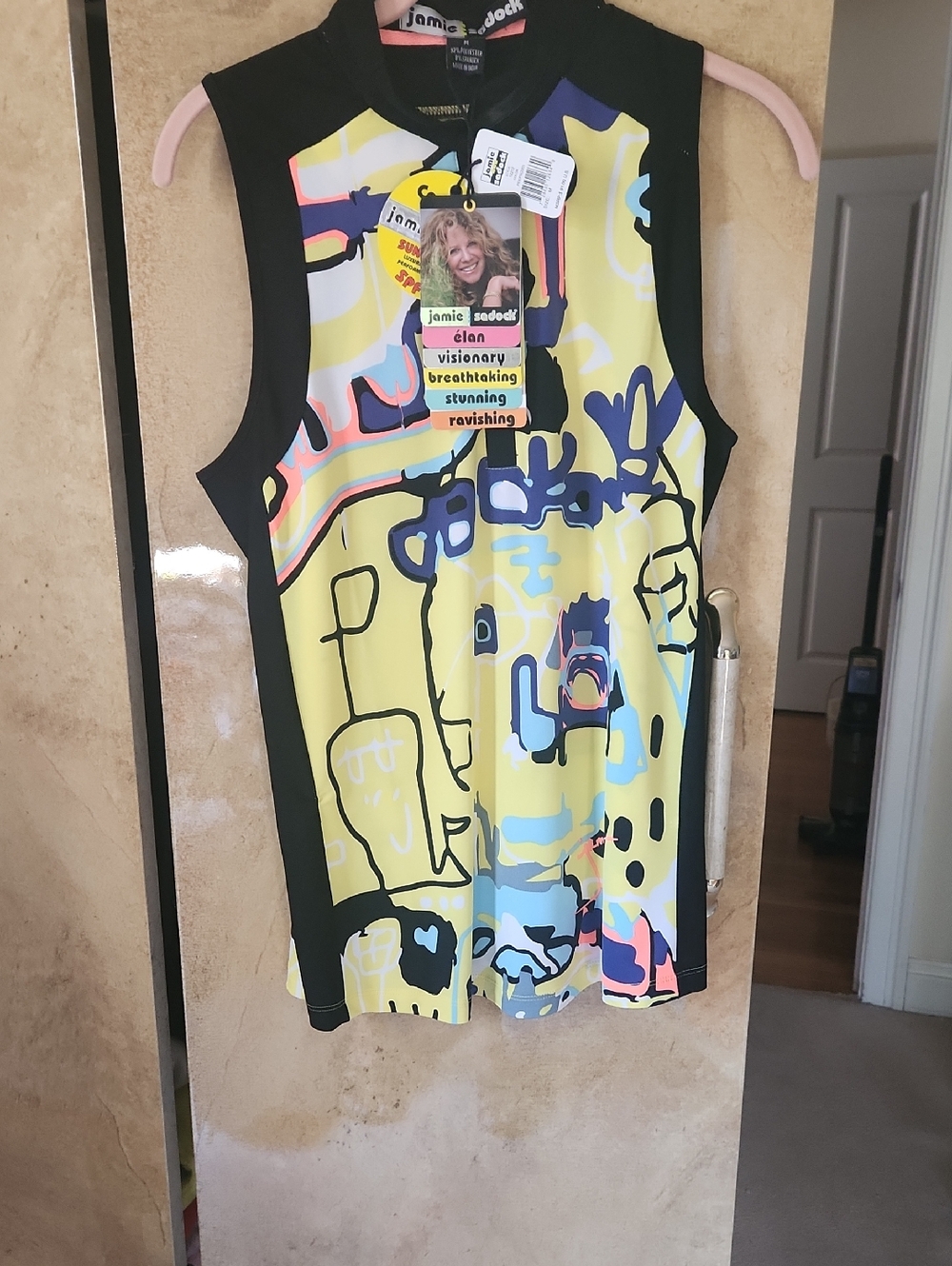 jamie sadock Yellow & Black Abstract Sleeveless Golf Top